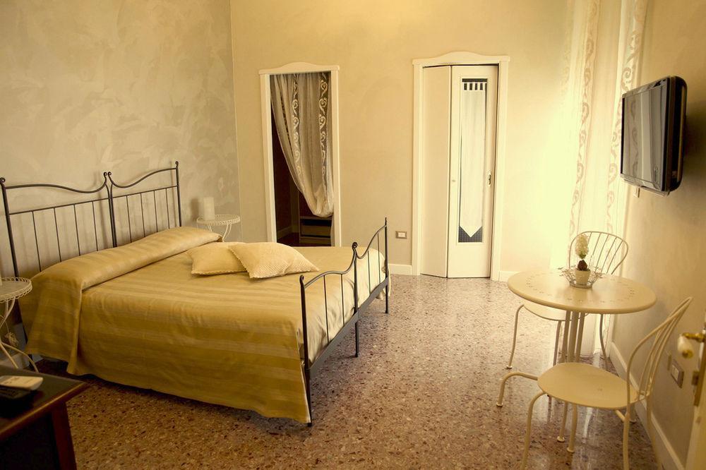 A Class Lecce Zewnętrze zdjęcie